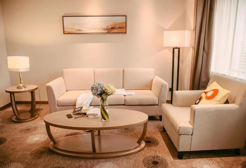 Otel Ramada Plaza Pudong Shanghai