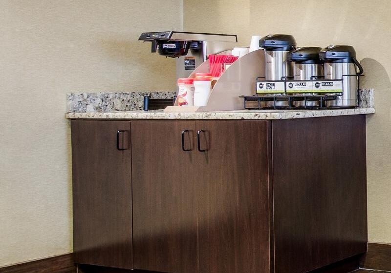 Otel Red Roof Inn Lexington