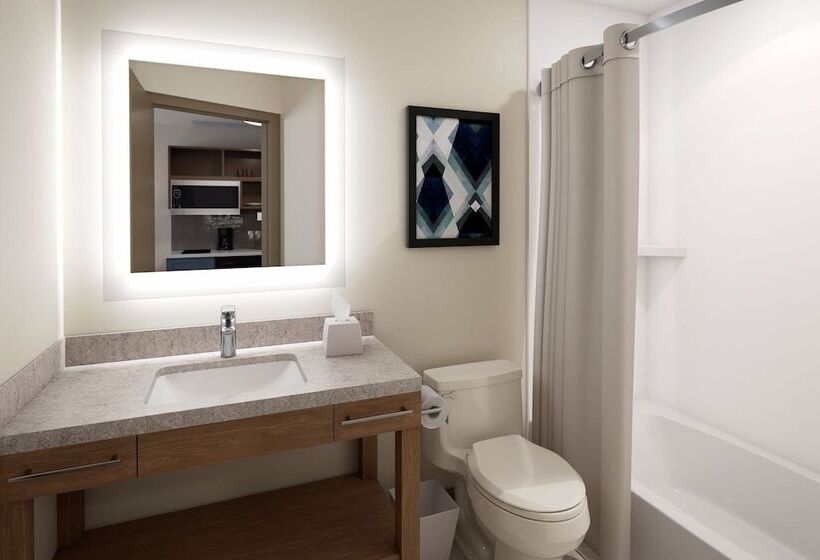 Extended Studio Hotel Ontario