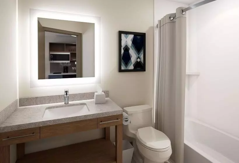 Extended Studio Hotel Ontario