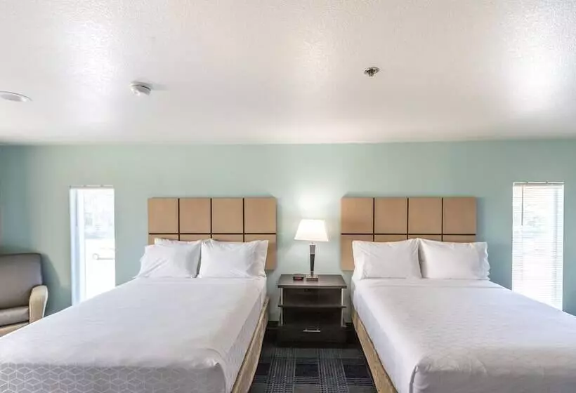 Extended Studio Hotel Ontario