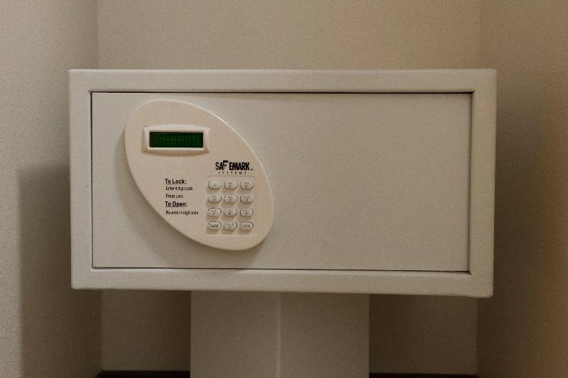 酒店 Red Roof Plus Long Island Garden City