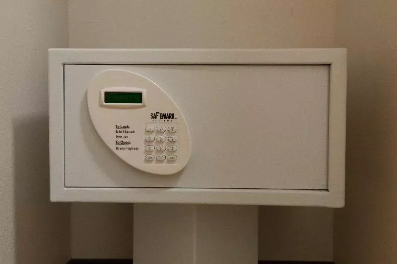 Otel Red Roof Plus Long Island   Garden City