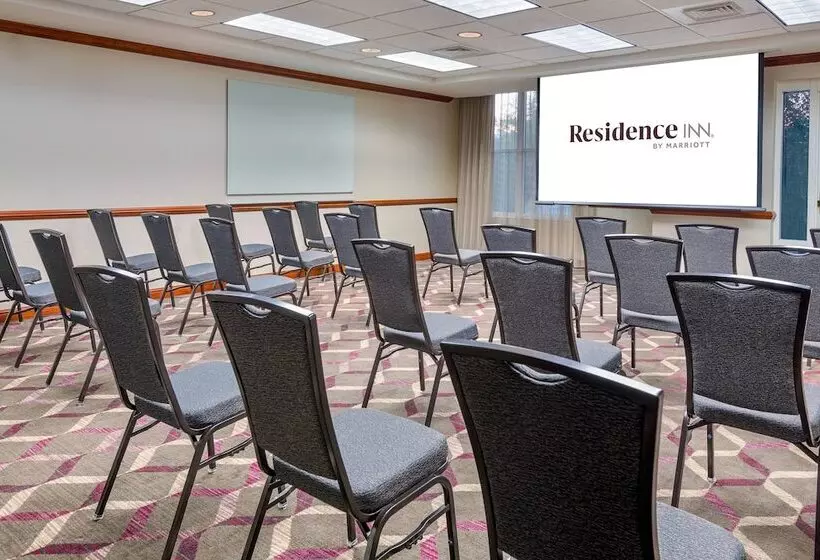 هتل Residence Inn By Marriott Charleston Airport