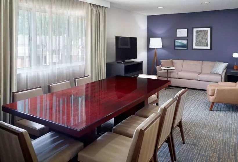 Отель Sonesta Es Suites Atlanta Alpharetta Windward