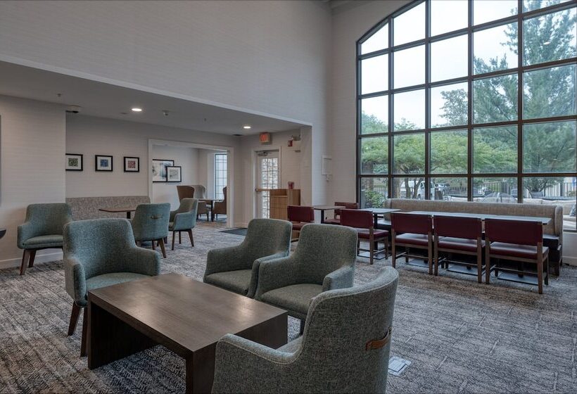 Hotelli Staybridge Suites Allentown Airport Lehigh Valley, An Ihg