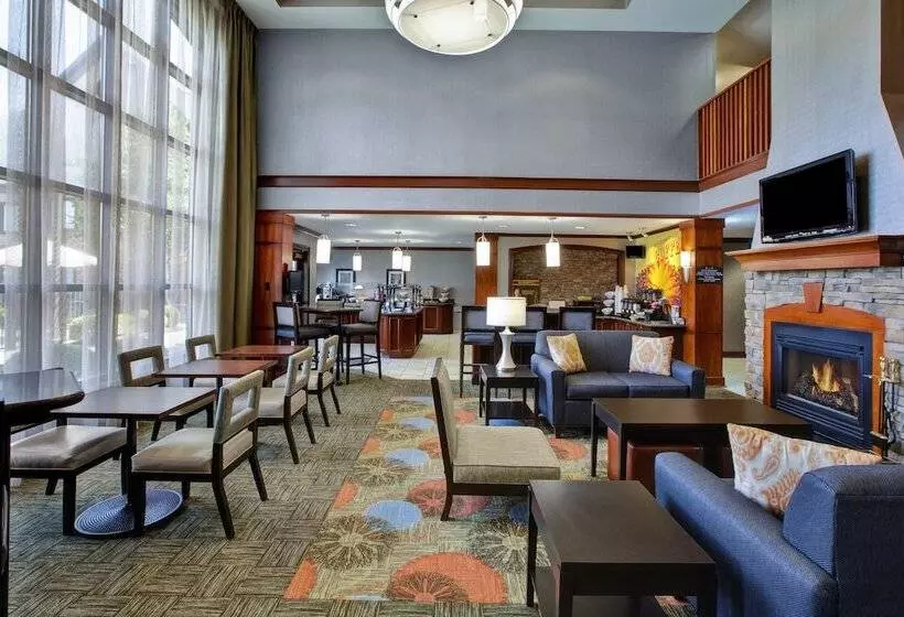 Отель Staybridge Suites Louisville East, An Ihg