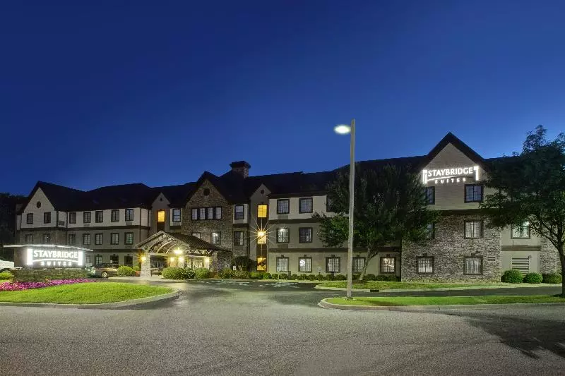 Отель Staybridge Suites Louisville East, An Ihg