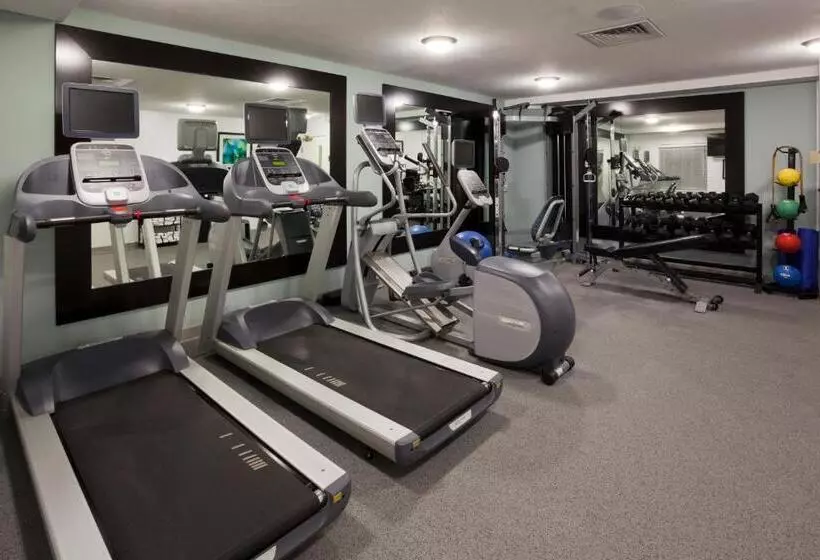 Отель Staybridge Suites Minneapolis Bloomington, An Ihg