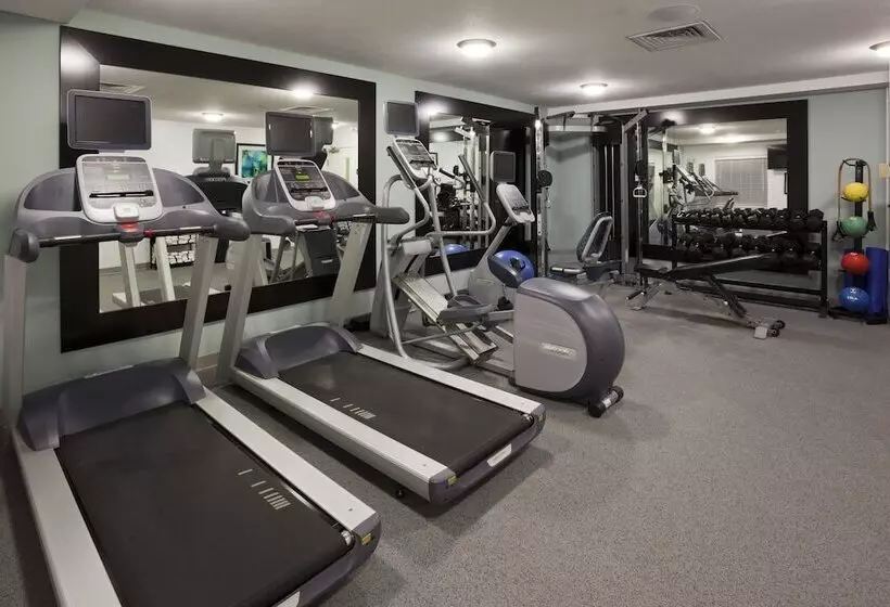 Отель Staybridge Suites Minneapolis Bloomington, An Ihg