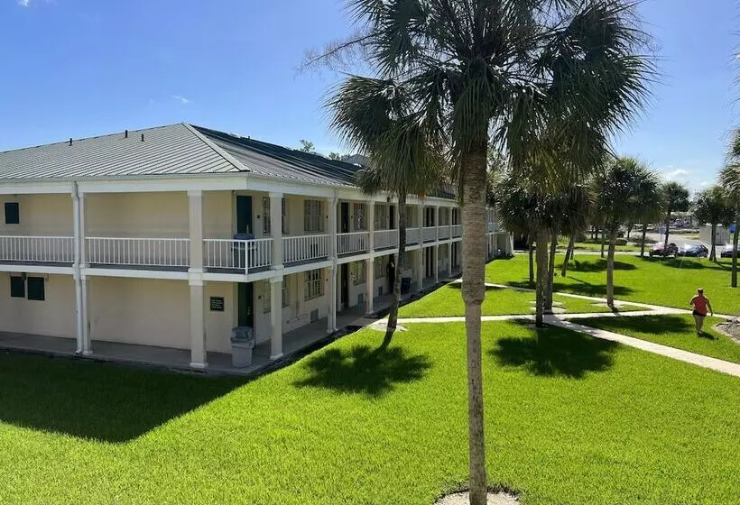 هتل Windsor Inn Of Jacksonville