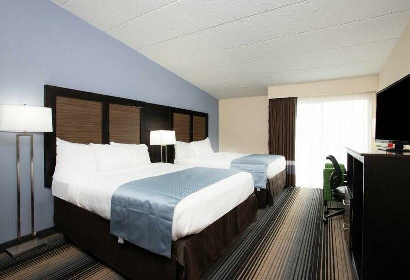 هتل Wingate By Wyndham Bloomington