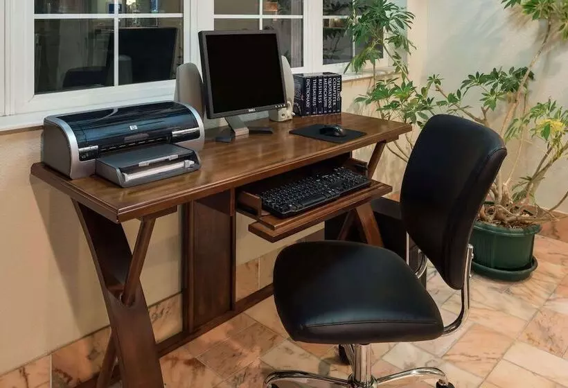 Microtel Inn & Suites By Wyndham Sainte Genevieve