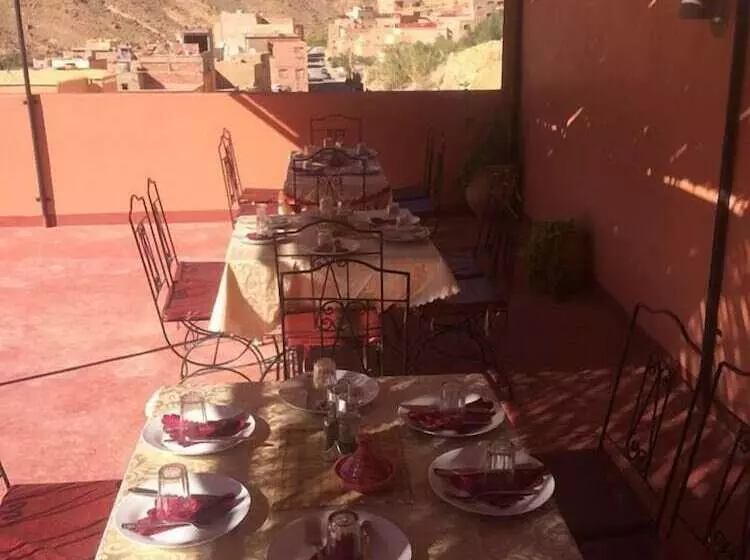 Dar Almanadir Todra   Hostel