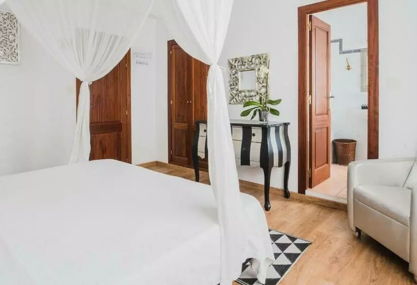 Aamiaismajoitus (B&B) Buenavista & Suites