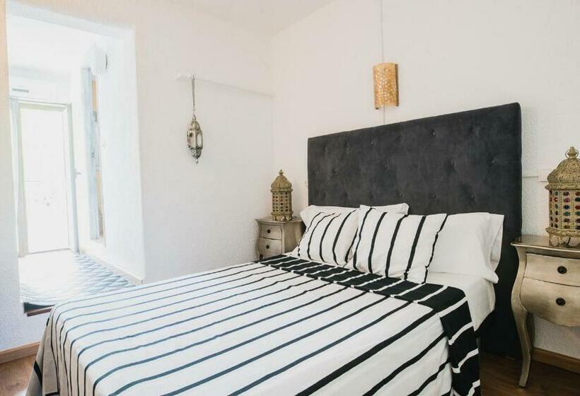 민박 Buenavista & Suites