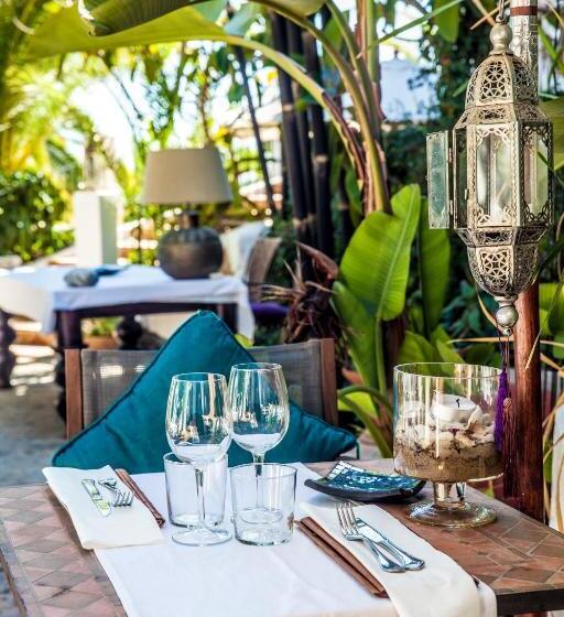 민박 Buenavista & Suites