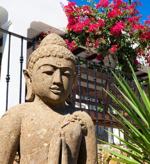 민박 Buenavista & Suites