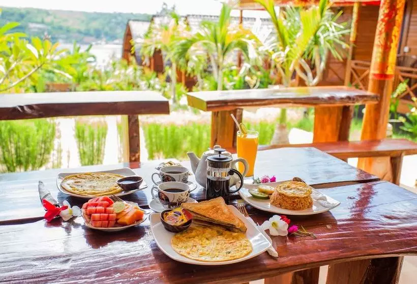 ベッドアンドブレックファースト The Pandawa Hills Ceningan