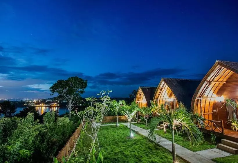 ベッドアンドブレックファースト The Pandawa Hills Ceningan