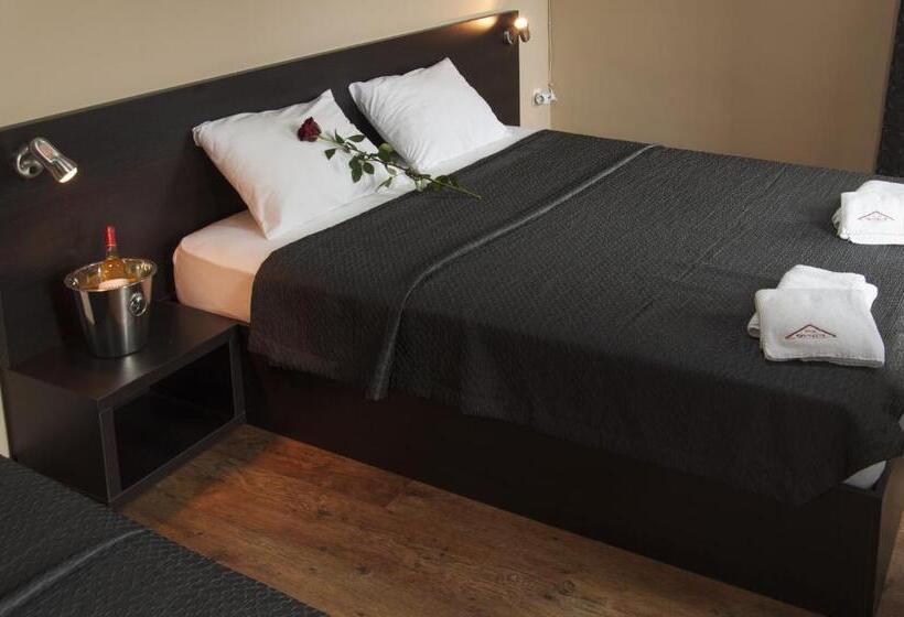 Family Hotel Pautalia