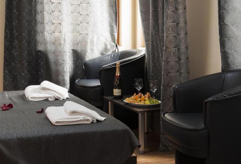 Family Hotel Pautalia