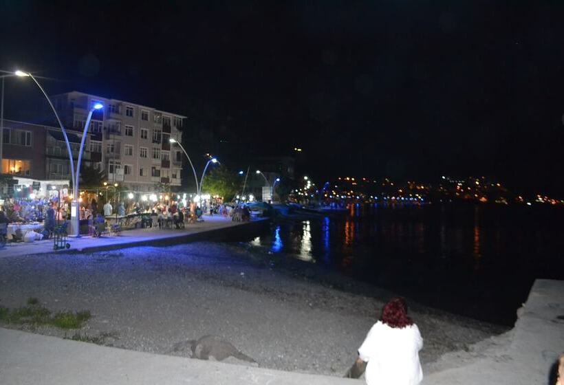 Отель Best In Deniz