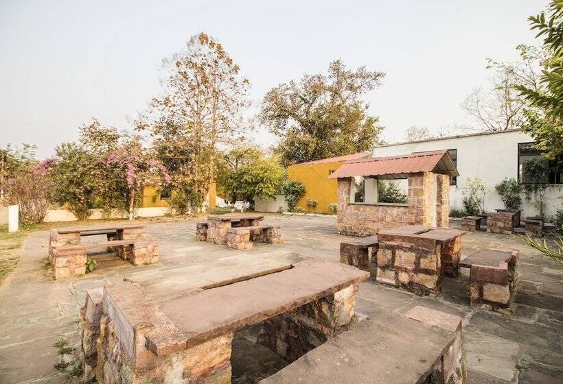 בית מלון כפרי Mougli's Paradise Resort