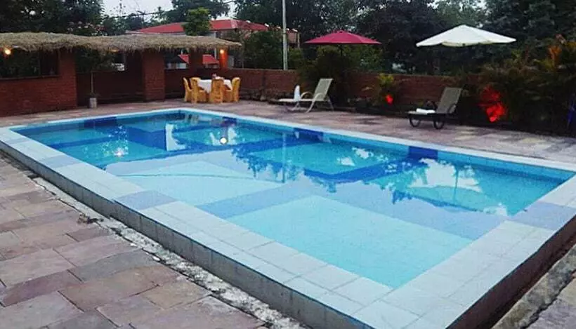 Hotelli Mougli's Paradise Resort