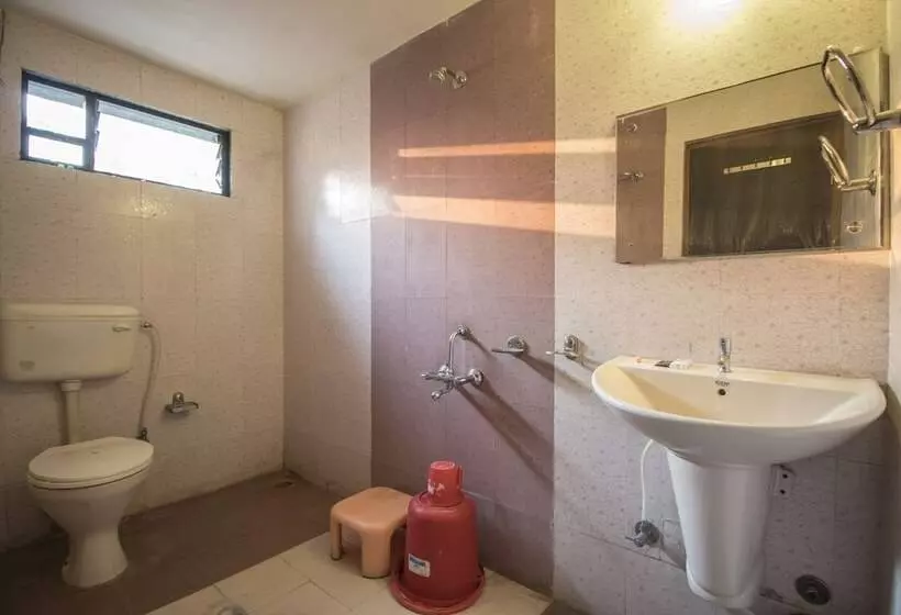 Hotelli Mougli's Paradise Resort