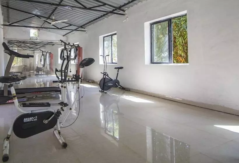 Hotelli Mougli's Paradise Resort