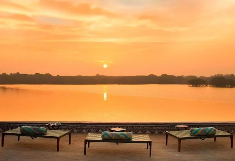 ホテル Raas Chhatrasagar, Nimaj, District Pali
