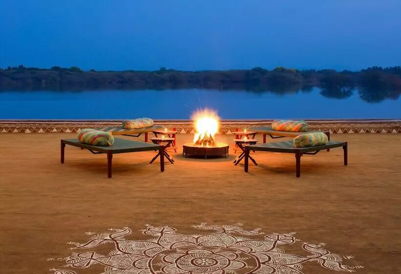 ホテル Raas Chhatrasagar, Nimaj, District Pali