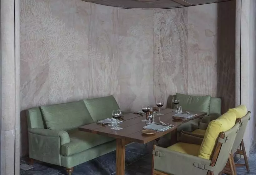 ホテル Raas Chhatrasagar, Nimaj, District Pali