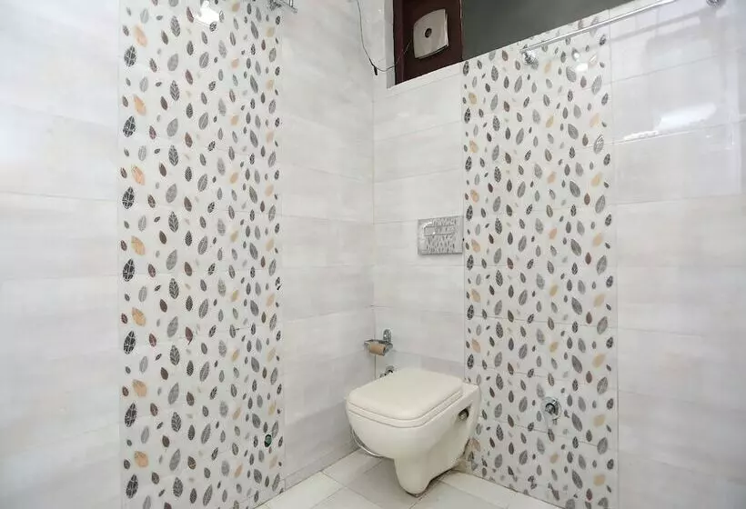 Hotelli The Shyam Regency By Oyo Rooms