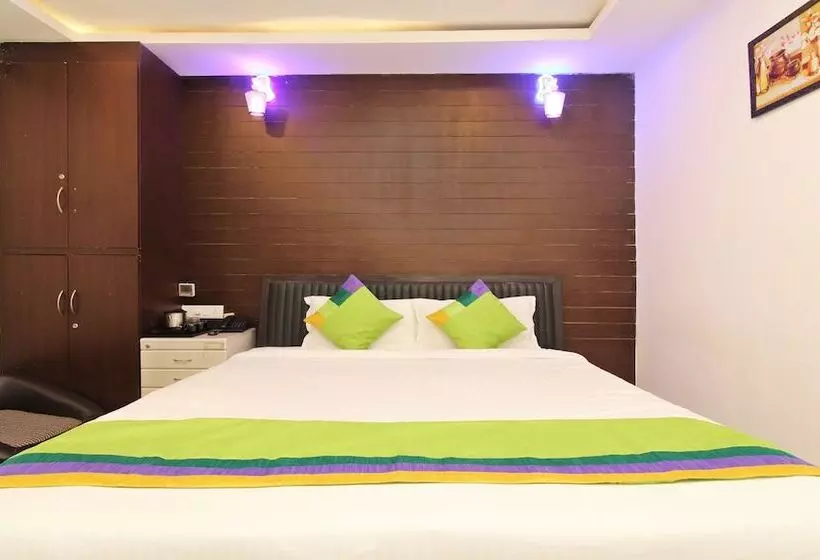 ホテル Treebo Trend Abinand Grand Bhel