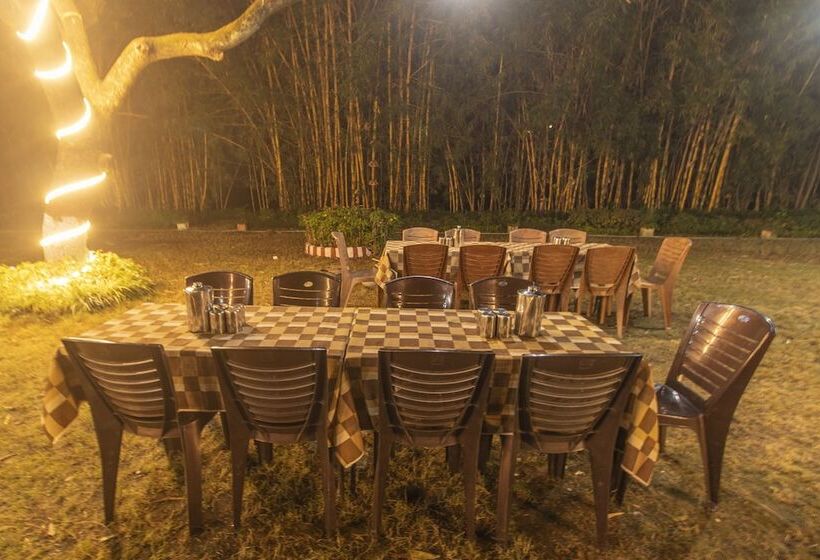 Hotel Wow Stayz Misty Meadows