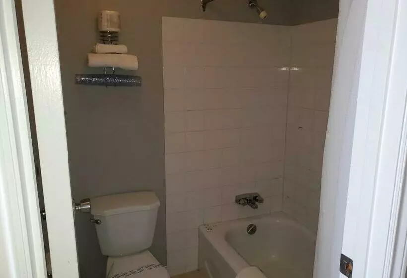 Motelli Wild Rose Country Inn