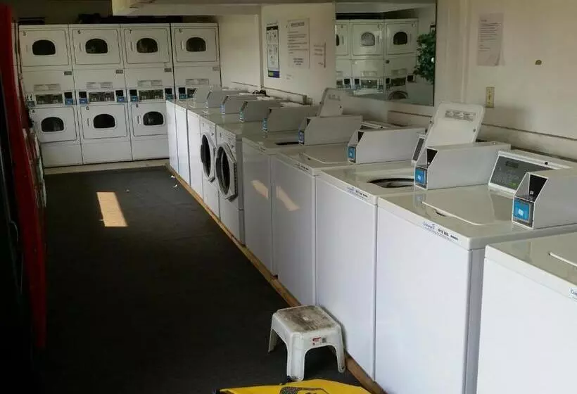 Motelli Wild Rose Country Inn