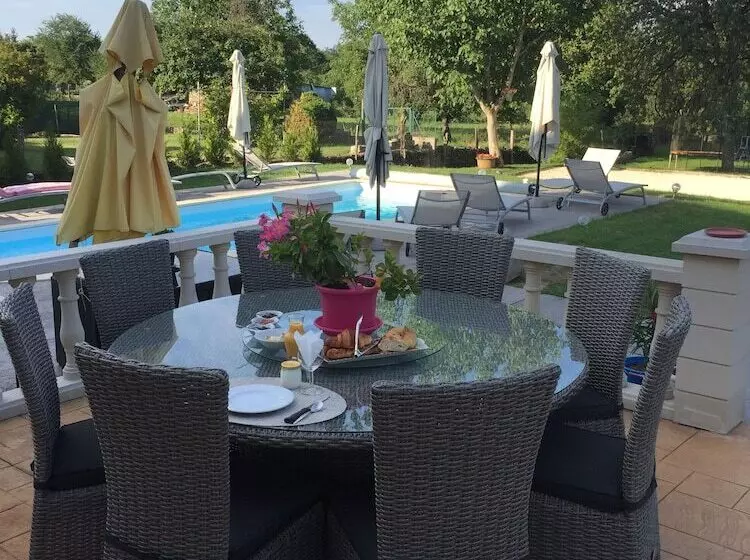 Majatalo Bienvenue à La Campagne