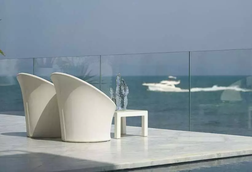 Majatalo Maison Dedine   Adults Only