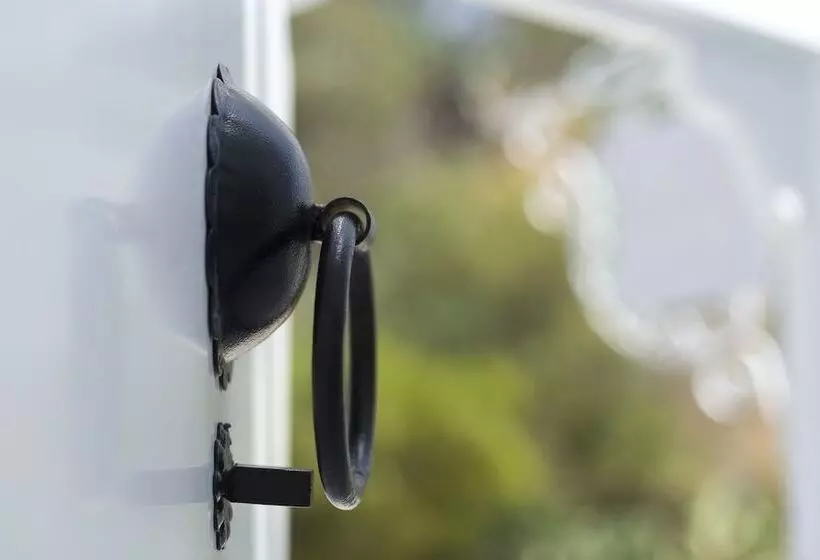 Majatalo Maison Dedine   Adults Only