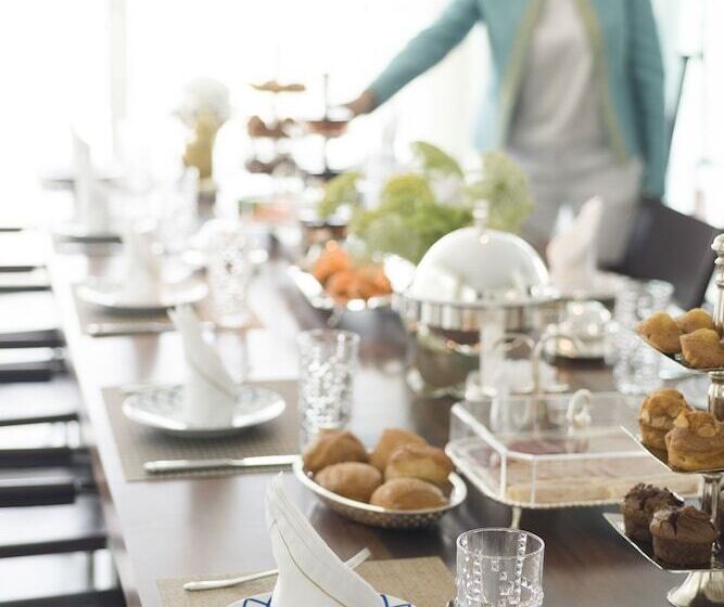 ペンション Maison Dedine   Adults Only