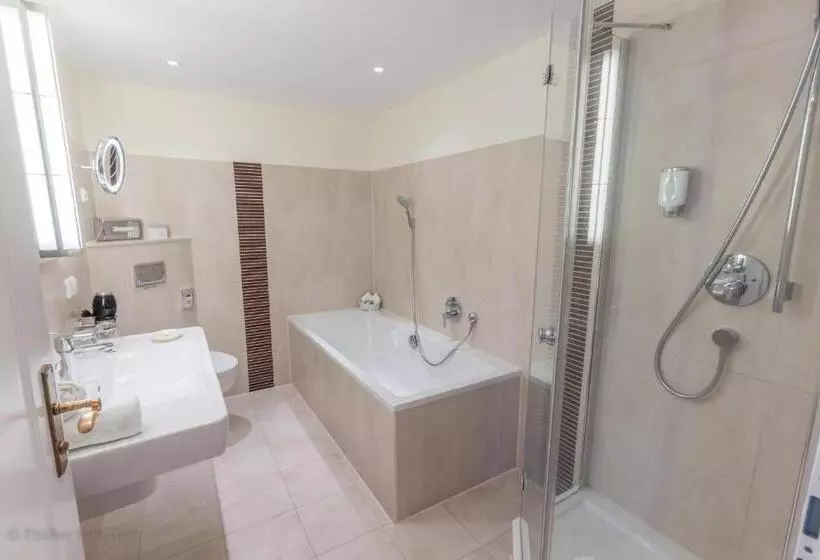 Romantik Hotel Namenlos