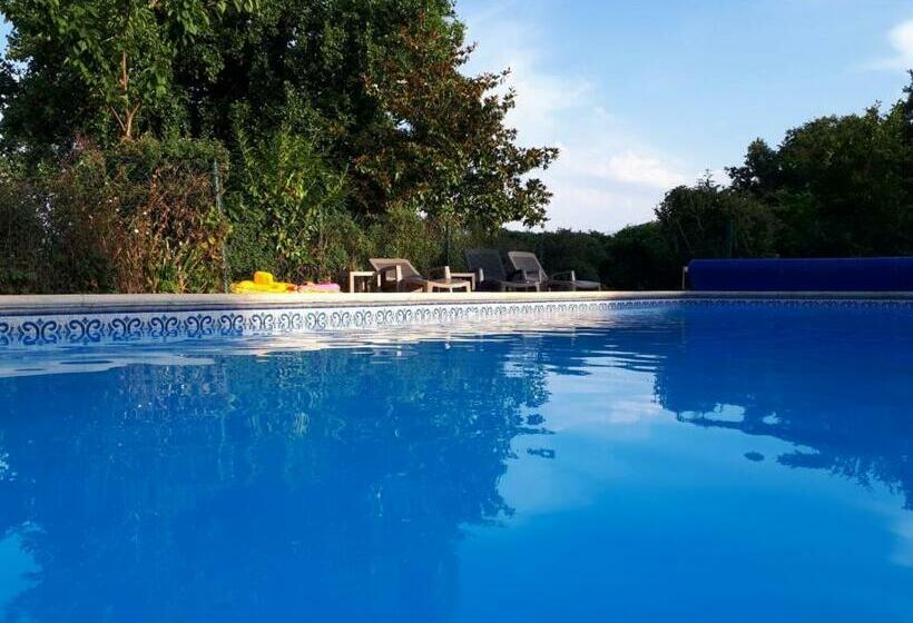 צימר Chez Savary