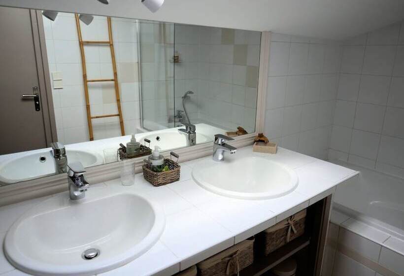 مبيت وإفطار Le Domaine D'ardgalen