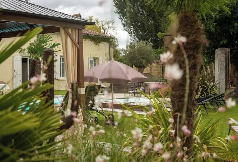 Aamiaismajoitus (B&B) Le Domaine D'ardgalen