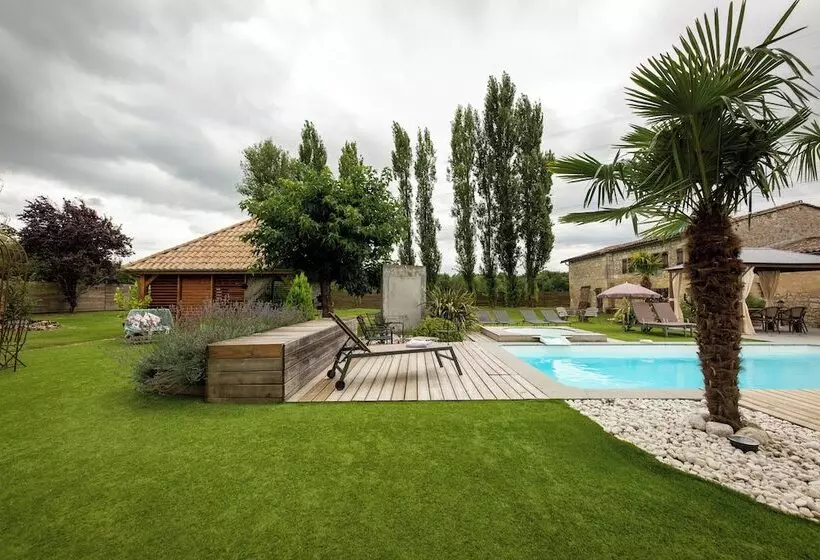 Aamiaismajoitus (B&B) Le Domaine D'ardgalen