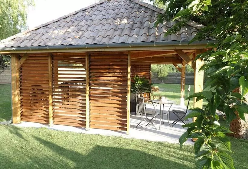 Aamiaismajoitus (B&B) Le Domaine D'ardgalen