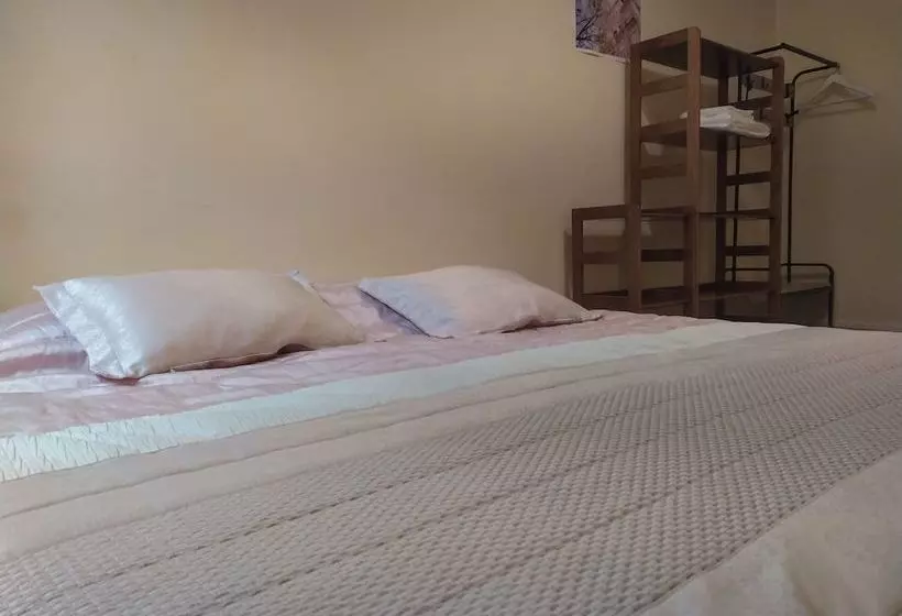 Aamiaismajoitus (B&B) Veronika